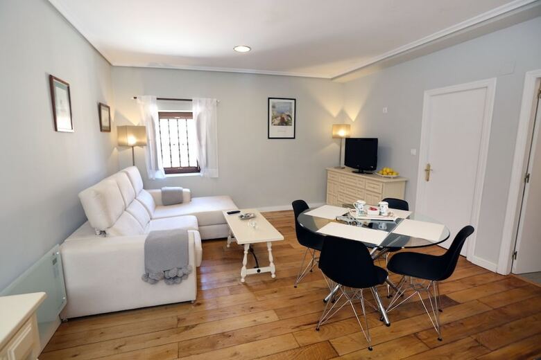 Aparthotel Apartamentos Santa Luc�a