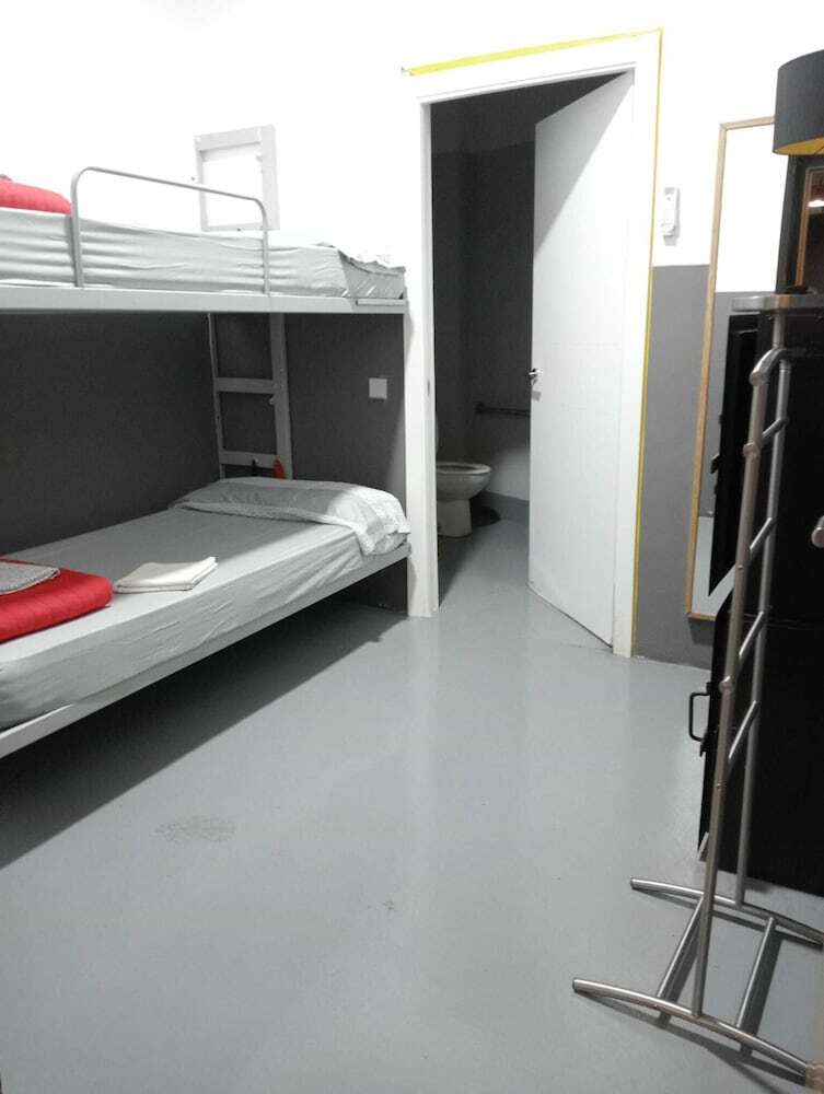 Hostal Seville Your Way Hostel