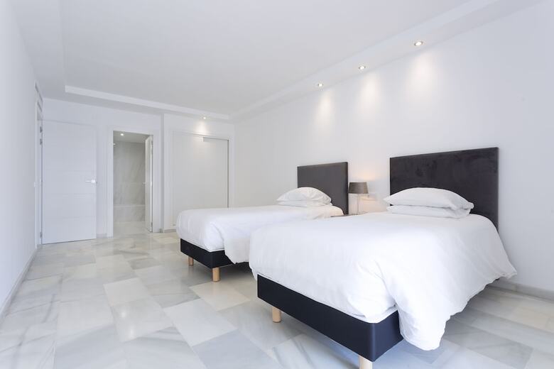 Hotel B51 Executive Flats Marbella Puerto Banus