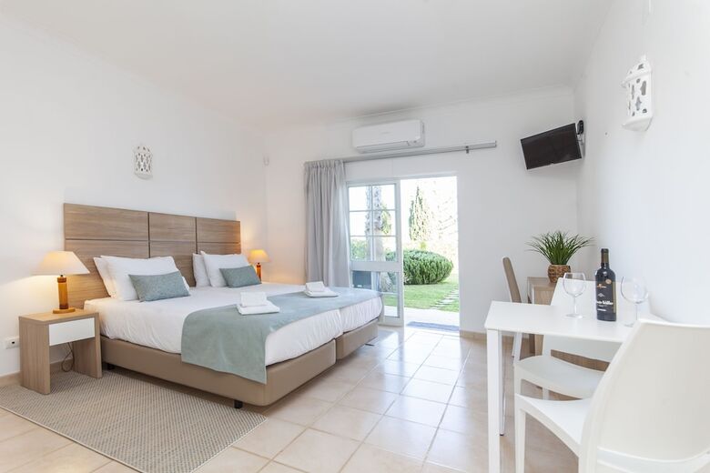 Aparthotel Atalaia Sol