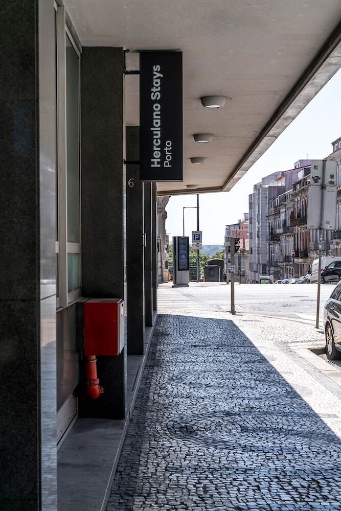 Hotel Staysome Porto Herculano