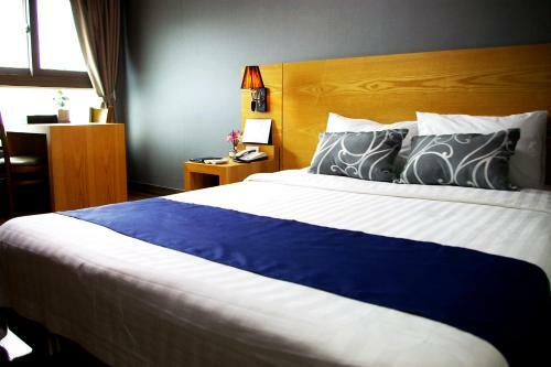 Hotel The M