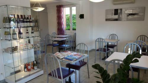 Hotel H�tel Le Saint R�my