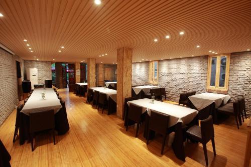 Tong Sang Art Hotel