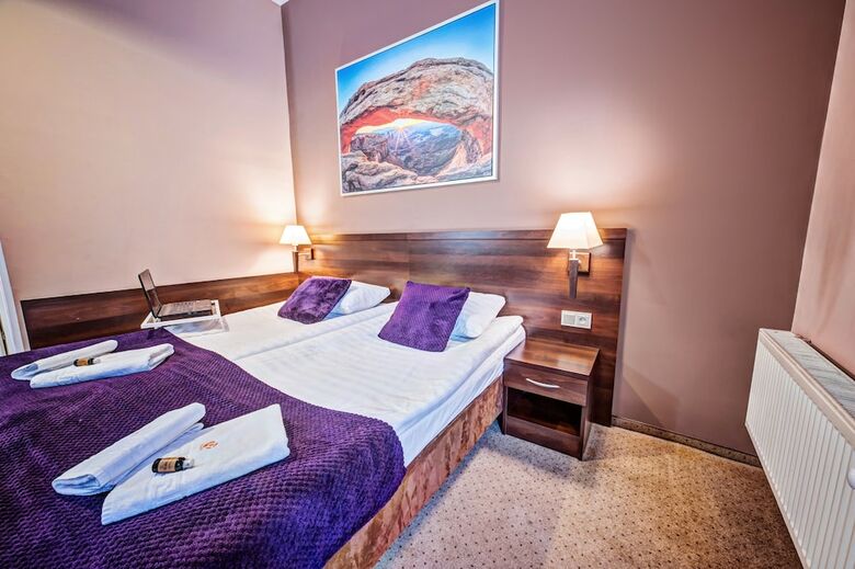 Hostal Ttrooms