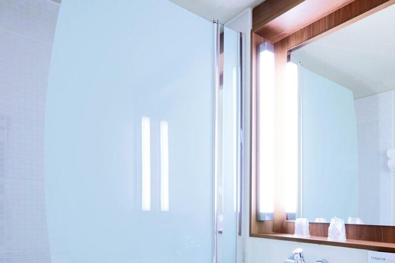Hotel Campanile Valenciennes - Petite-for�t