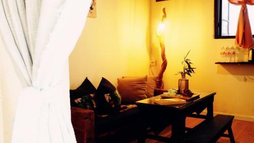 Hostal Shaxi Miss May Hotel