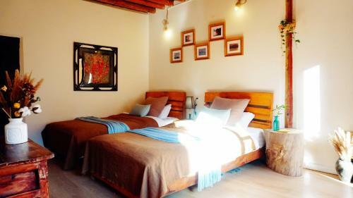 Hostal Shaxi Miss May Hotel