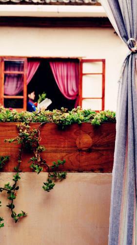 Hostal Shaxi Miss May Hotel