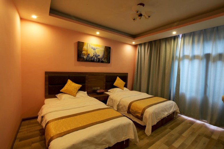 Albergue Siguniang Mountain Metok Light Inn