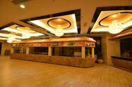 Huangma Holiday Hotel