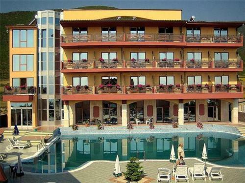 Hotel Lyhnidas
