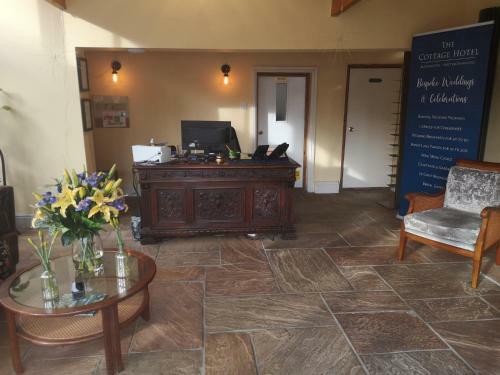 The Country Cottage Hotel