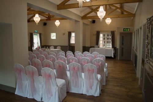 The Country Cottage Hotel