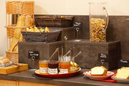 Hotel Logis Le Pariou - Le Jardin