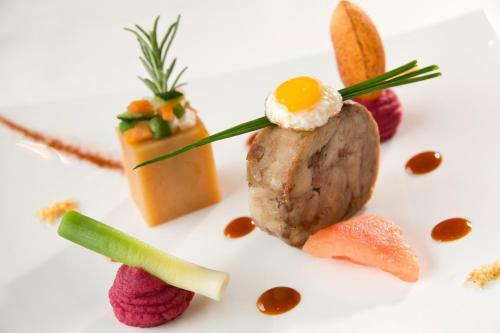 Hotel Logis Le Pariou - Le Jardin