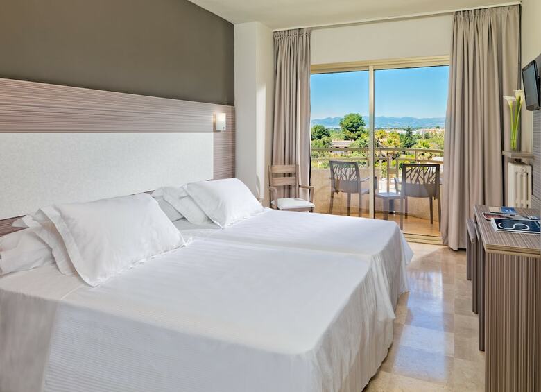 Hotel H10 Cambrils Playa