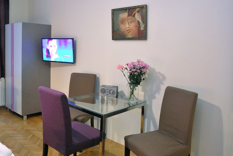 Hostal Cybulskiego Guest Rooms