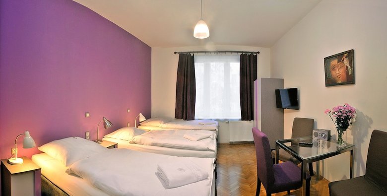 Hostal Cybulskiego Guest Rooms