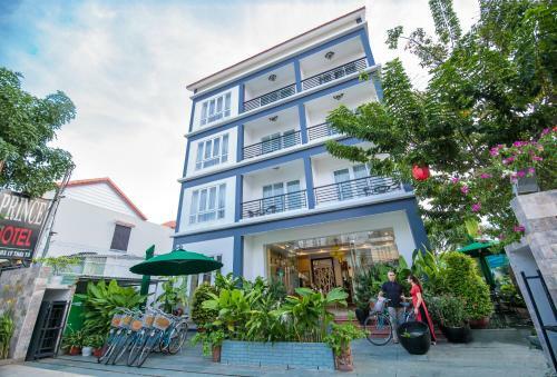 Prince Hotel