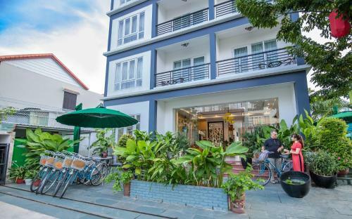 Prince Hotel