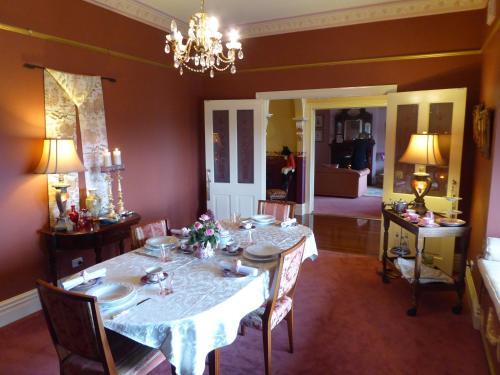 Bed & Breakfast Deloraine Homestead