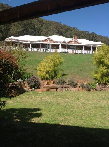 Bed & Breakfast Deloraine Homestead