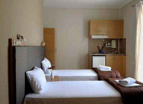 Niriides Studios And Apartments