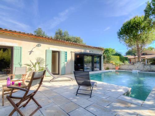 Holiday Home Chemin Bezert Carpentras
