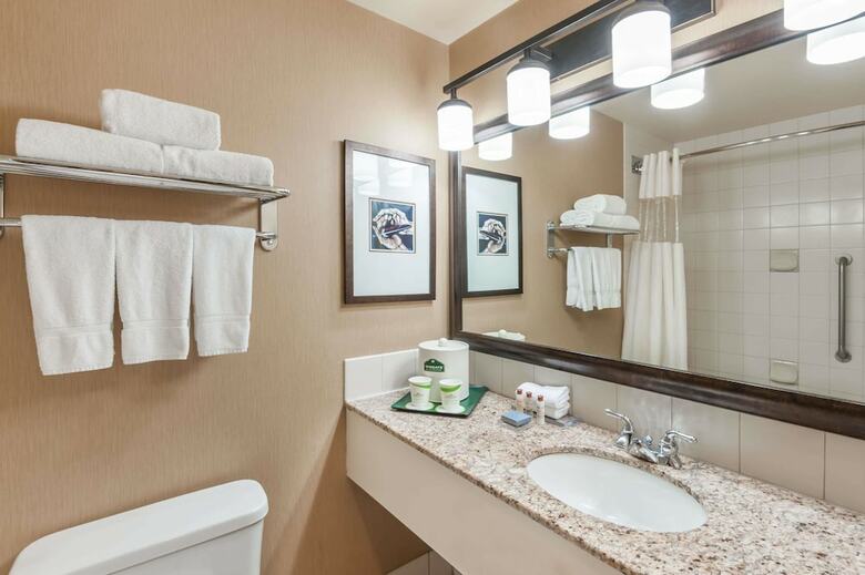 Hotel Wingate By Wyndham - Edmonton West