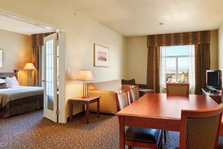 Hotel Wingate By Wyndham - Edmonton West