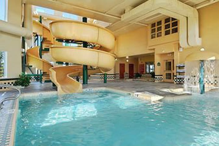 Hotel Wingate By Wyndham - Edmonton West