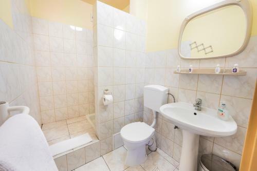 Hotel Wald Economy