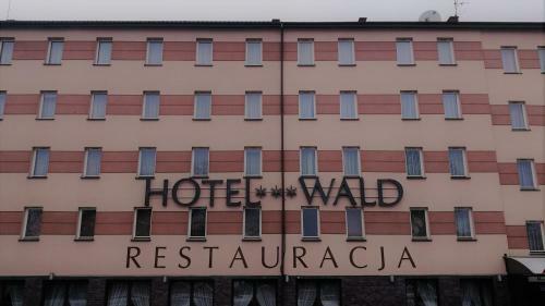Hotel Wald Economy