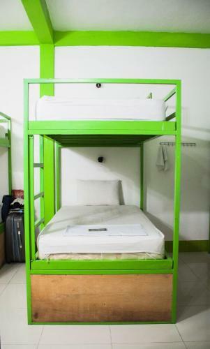Hostal Top Banana Guesthouse & Rooftop Bar