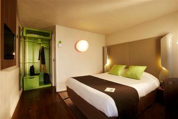 Hotel Campanile Evry Ouest - Corbeil