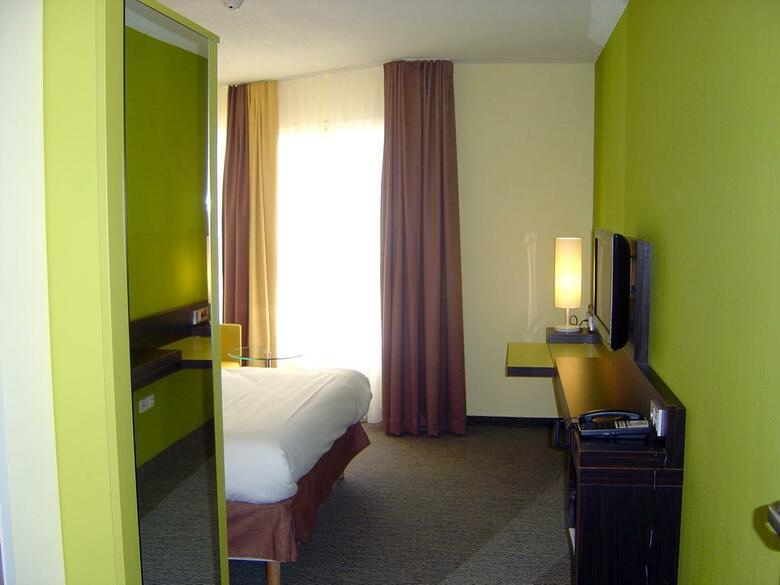 Hotel All Seasons Nice Vieux Port