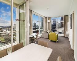 Hotel Clarion Suites Gateway