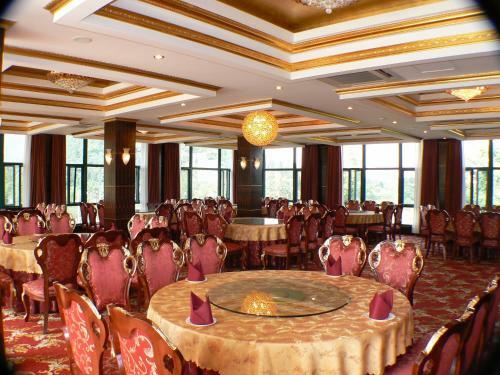 Jingtingshan Resort Hotel