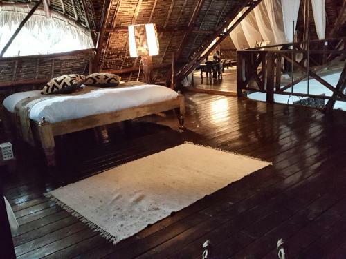 Bed & Breakfast Luna House Moyo Wa Dunia Ltd