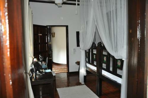 Bed & Breakfast Luna House Moyo Wa Dunia Ltd
