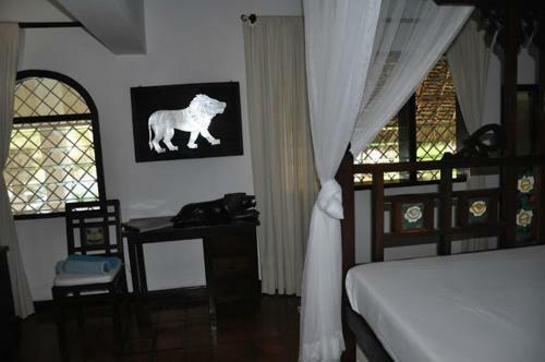 Bed & Breakfast Luna House Moyo Wa Dunia Ltd
