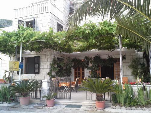 Hostal Villa Kukuljica