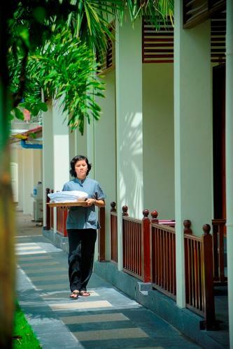 Royal Golden View Hotel