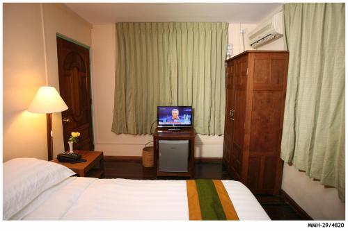 Hotel June Business Bed Breakfast