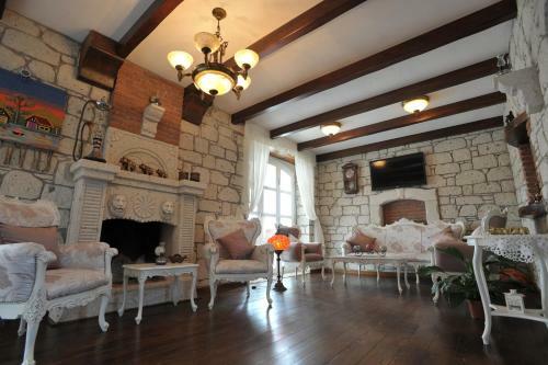Aleysim Hotel