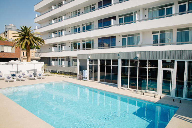 Hotel Chifley On South Terrace