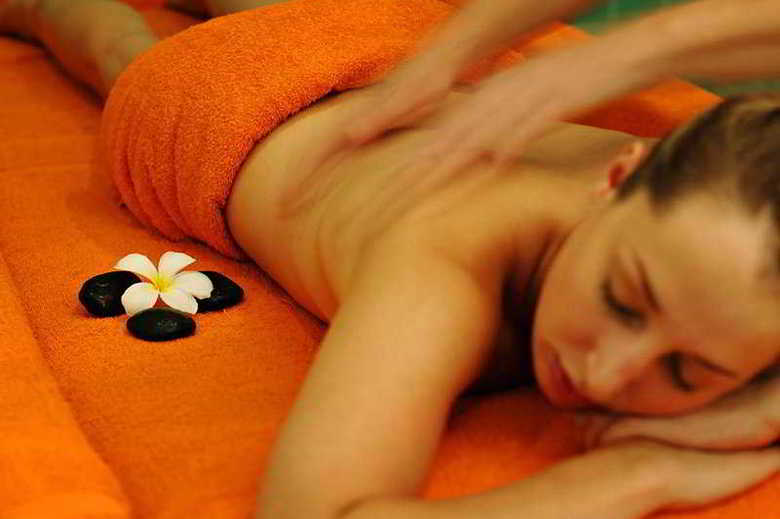Hotel Lakes Cairns Resort & Spa