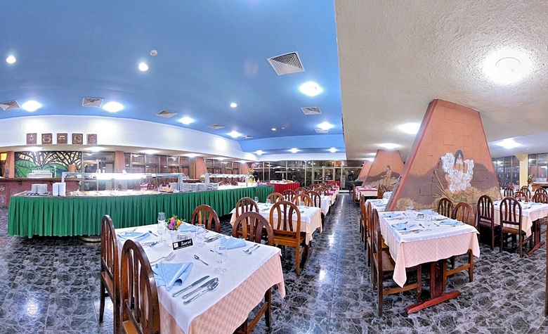 Hotel Club Amigo Mayanabo