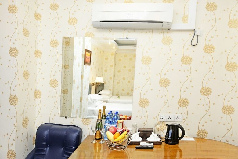 Hotel Grand United (ahlone Branch)
